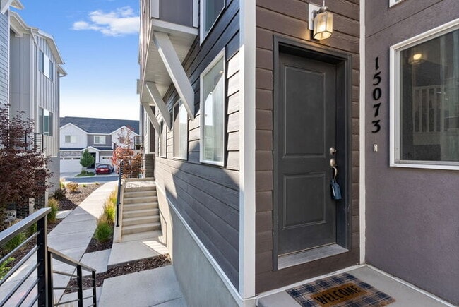 Building Photo - Coming Soon!