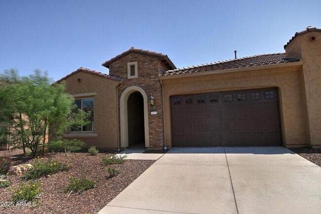 Building Photo - 16931 W Holly St