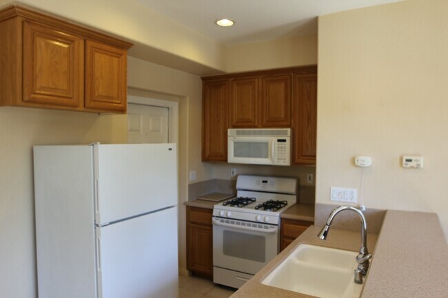 Building Photo - 6120 Paseo Valiente