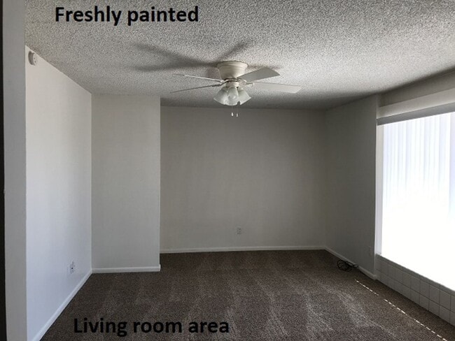 Building Photo - NEW LOWER PRICE!  Call for a showing. (928) 453-2606