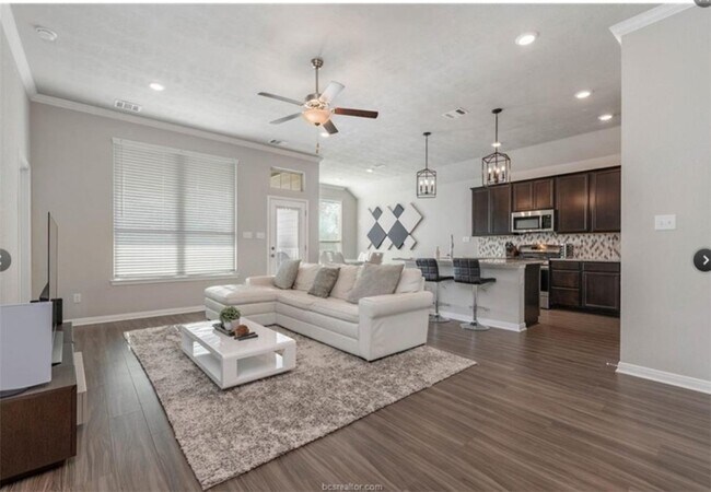 Building Photo - 5162 Maroon Creek Dr