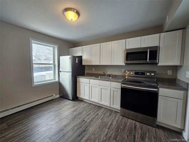 Building Photo - 12 West St