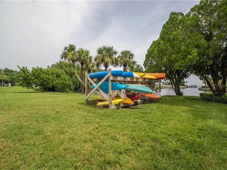 Building Photo - 3743 Pompano Dr SE