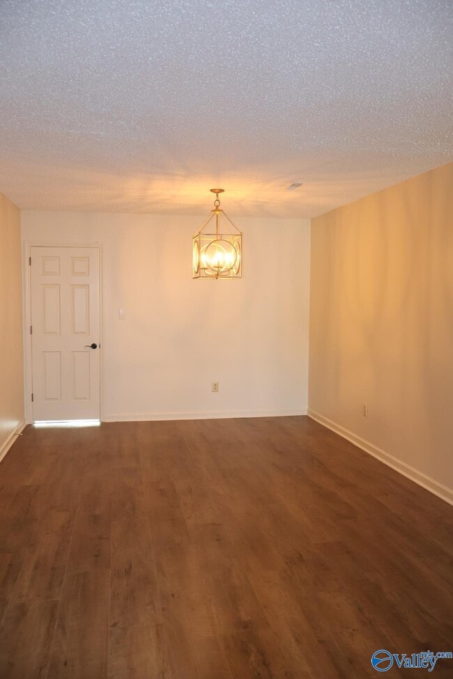 Building Photo - 6864 Steeplechase Dr NW