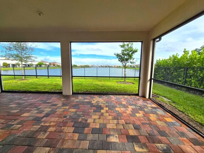 Building Photo - 8295 Vaulting Dr