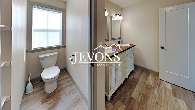 Building Photo - $500 Rent Credit - Spacious 4-bedroom home...