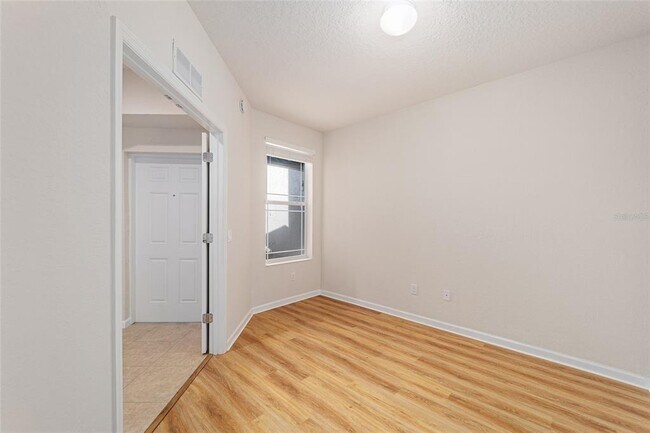 Building Photo - 4570 SW 52nd Cir