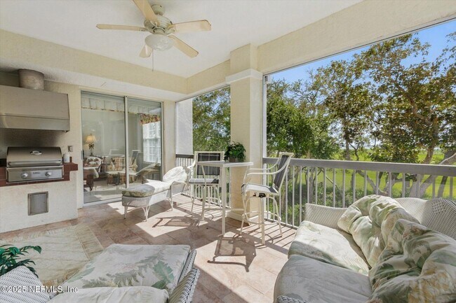 Building Photo - 215 S Ocean Grande Dr