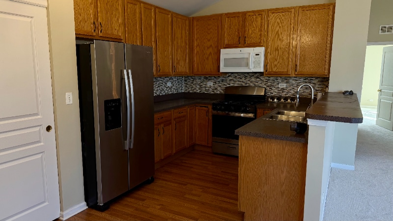 Building Photo - 611 Conservatory Ln