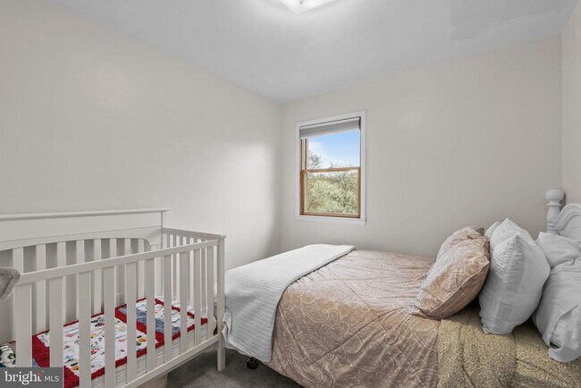 Building Photo - 1232 Peggy Dr