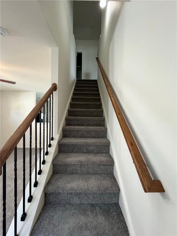 Building Photo - 61 Howard Ave