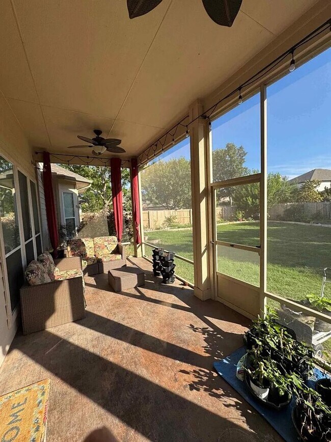 Building Photo - Walsh Trails Beautiful Home