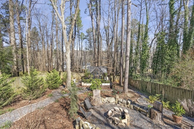 Building Photo - 3102 Alston Dr