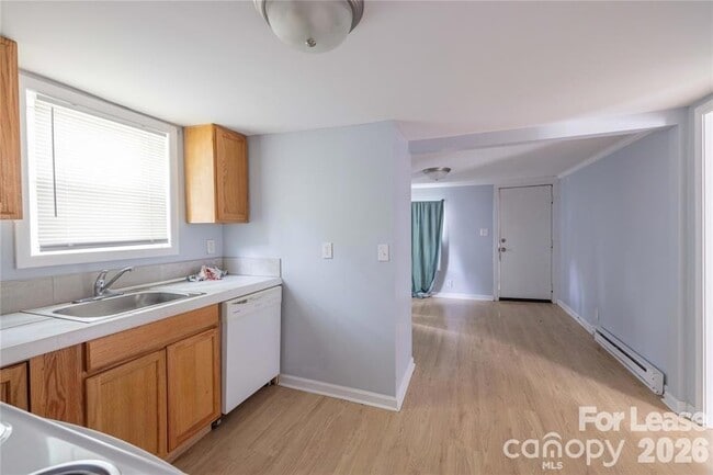 Building Photo - 1022 Wood St