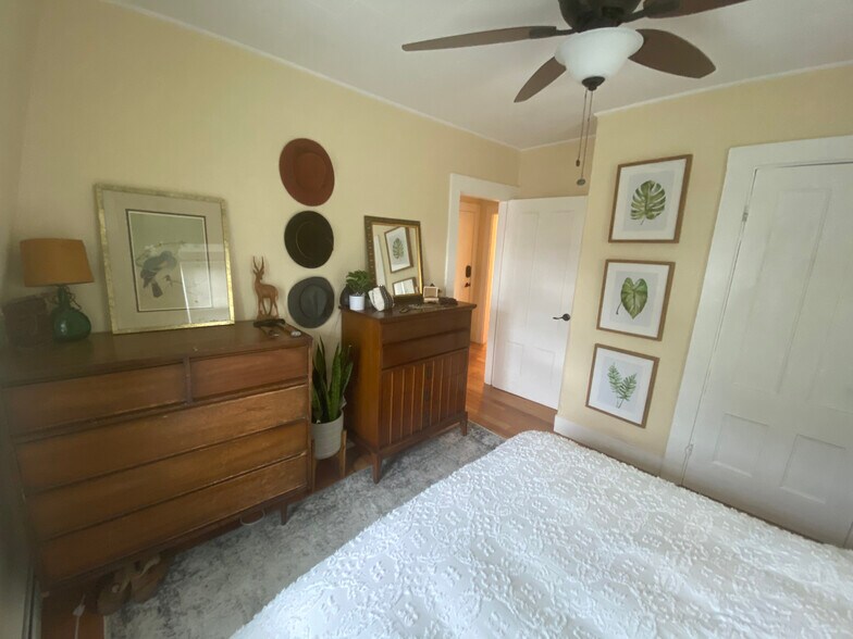 Building Photo - 12 Claremon St