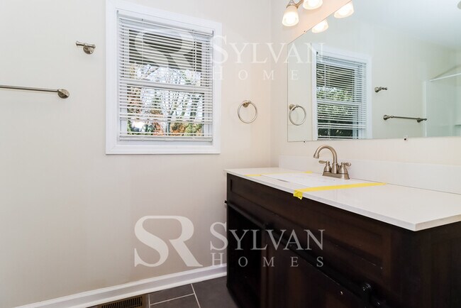 Building Photo - Lease today! No extra charge for contentment and relaxation!