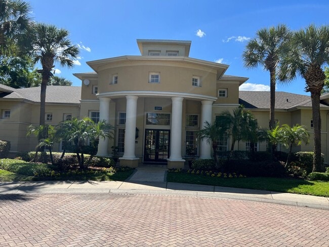 Building Photo - 2532 Robert Trent Jones Dr