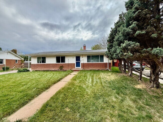 Building Photo - Charming Updated 3-Bedroom Home in Pleasant Valley