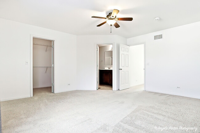 Building Photo - 2067 Concord Dr
