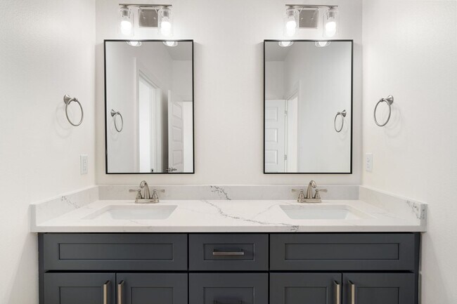 Building Photo - The Aspen at Been Road Villas 3 Bed, 2 Bath