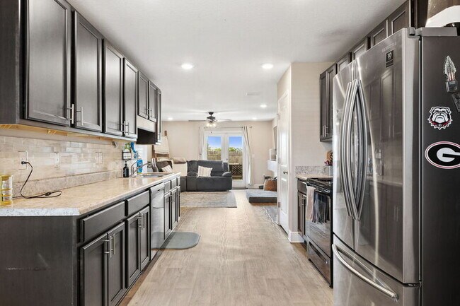 Building Photo - 7131 Penn Way