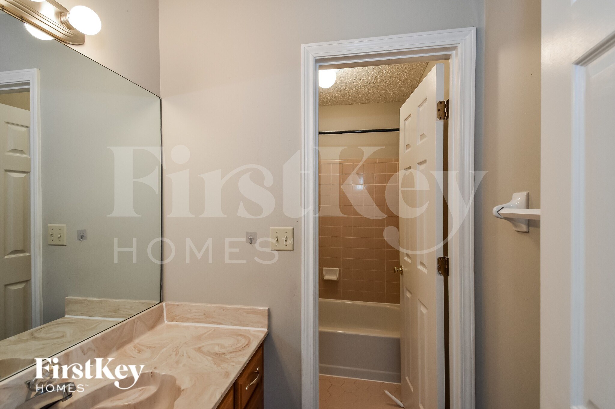 Building Photo - 1465 Fox Trace Dr