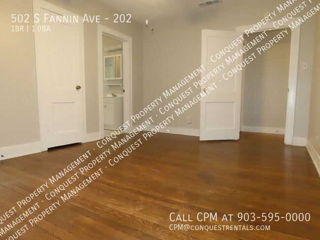 Building Photo - Charming 1 Bedroom Apartment in Tyler!