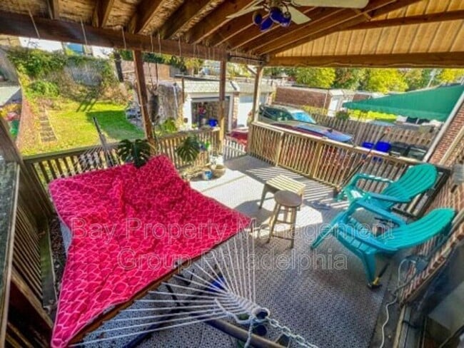 Building Photo - 1243 Wilson Dr