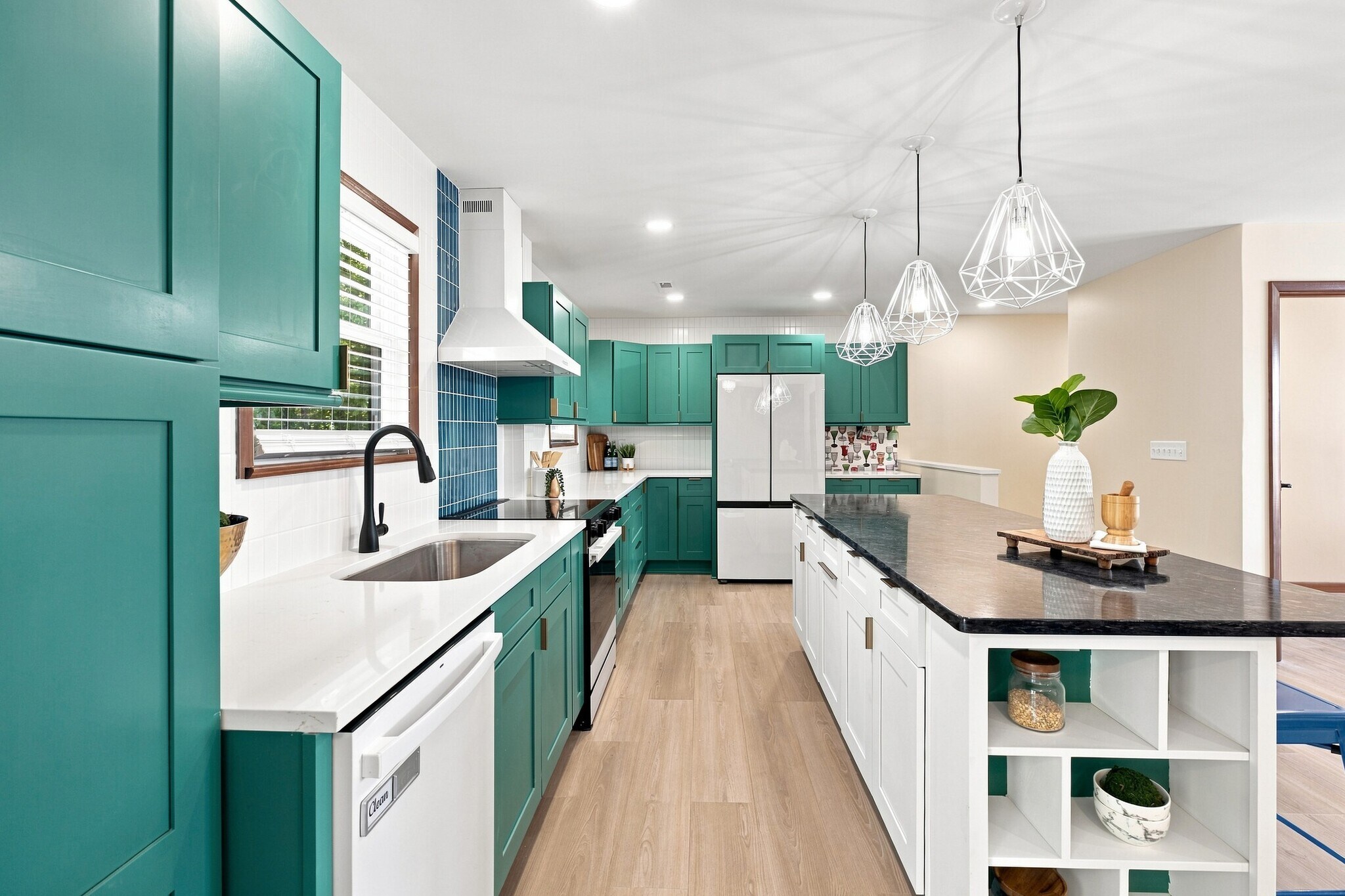 beautiful new kitchen - 9227 Amos Road