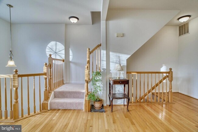 Building Photo - 3563 Sherbrooke Cir