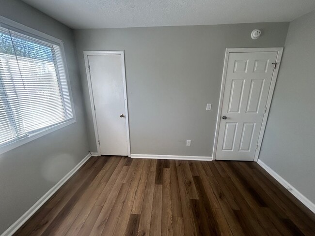 Building Photo - 1017 Leaphart St