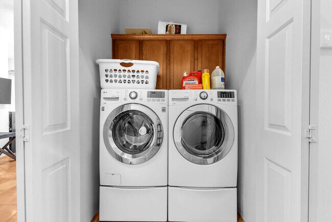 Building Photo - 77440 Calle Ensenada