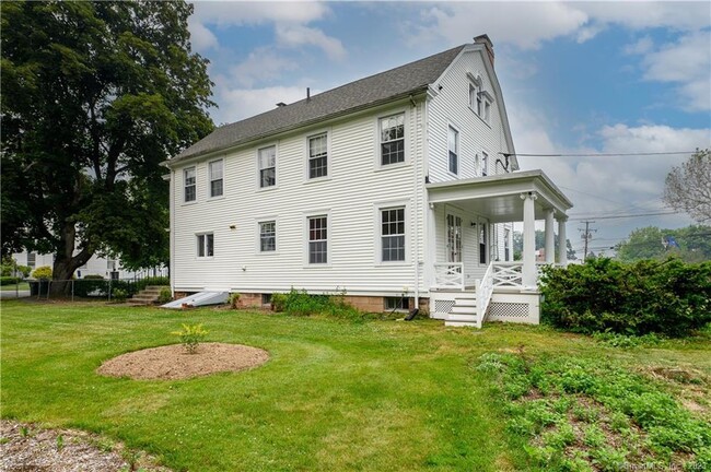 Building Photo - 85 Church Dr