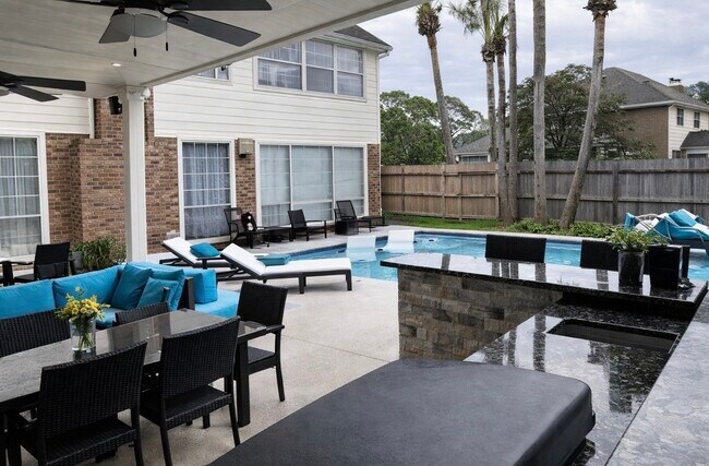 Building Photo - 4103 Pebble Beach Dr