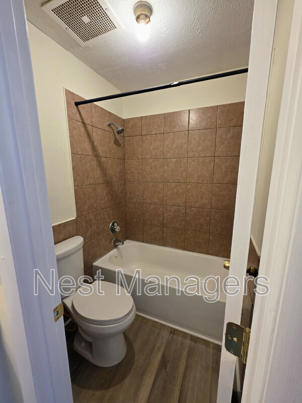 Building Photo - 6780 Willowbrook Dr