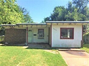 Building Photo - 3624 Mistletoe St