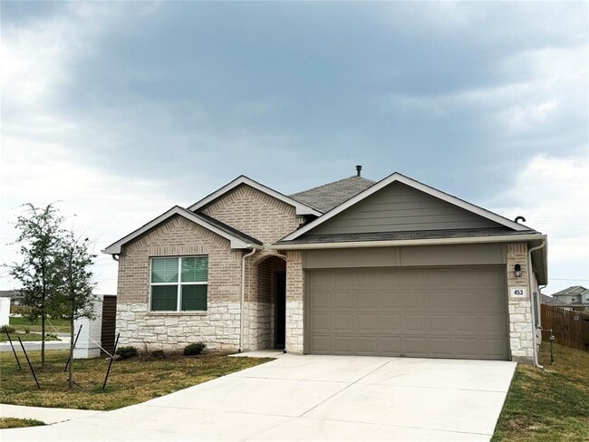 Building Photo - 453 Apache Plum Dr