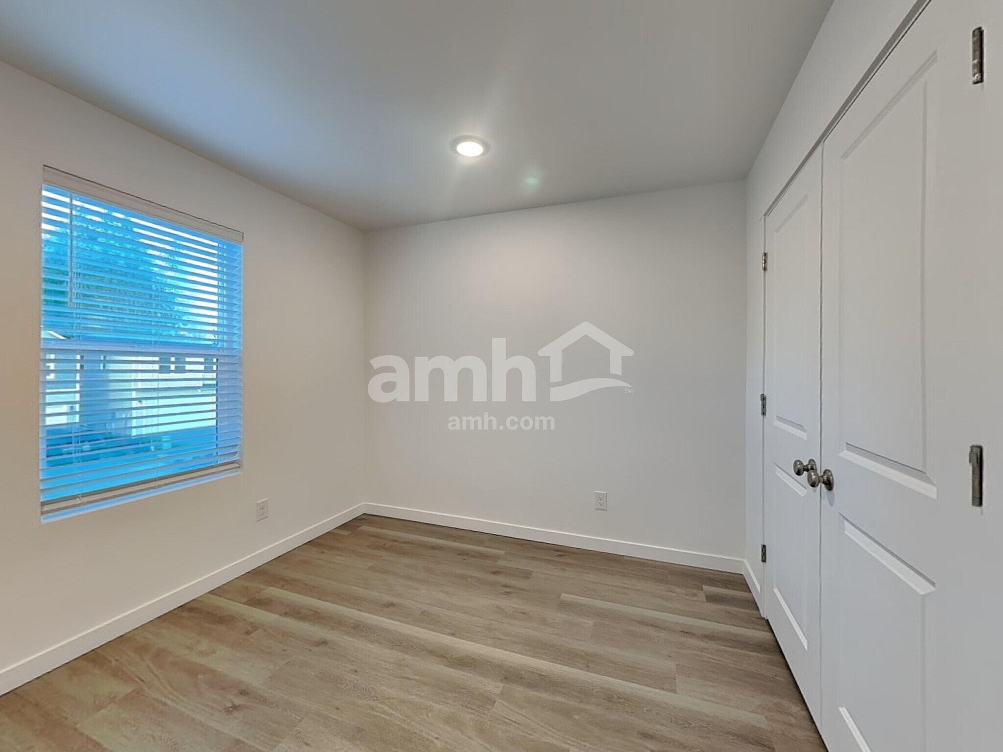 Building Photo - 5020 Washington St SE