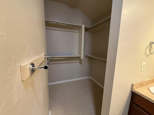 Building Photo - 3609 NW 51st St