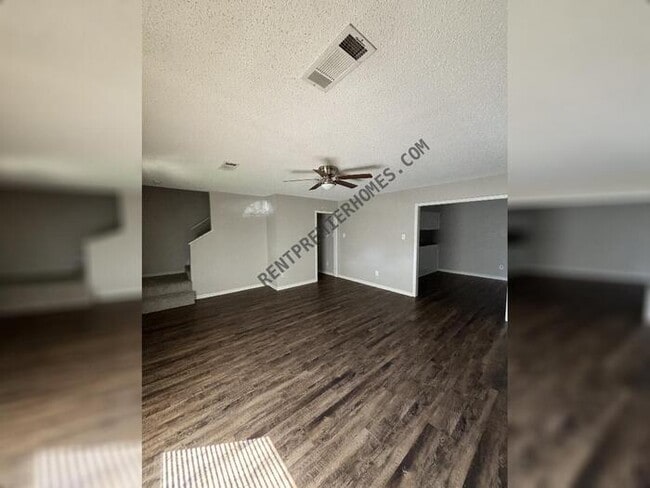 Building Photo - 205 Otter Pl