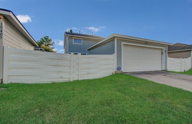 Building Photo - 19407 Wann Park Dr