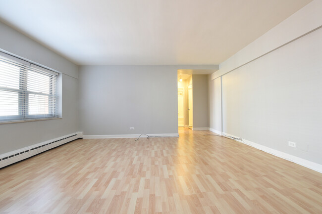 Building Photo - 4970 N Marine Dr