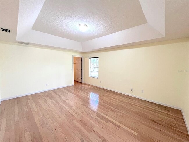 Building Photo - 87 Rose Dr