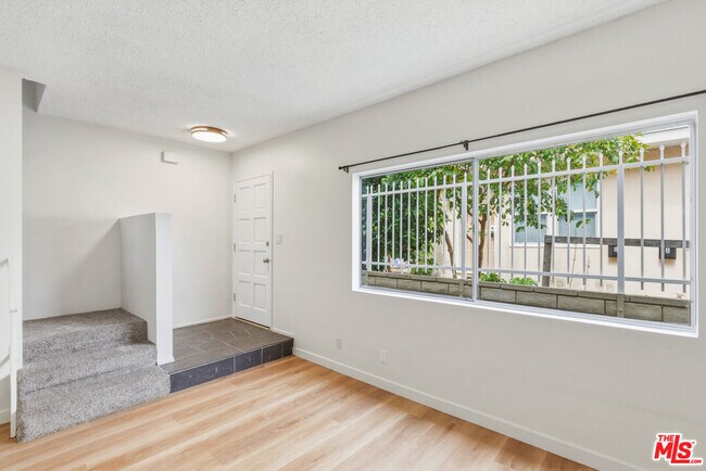 Building Photo - 1330 Yale St