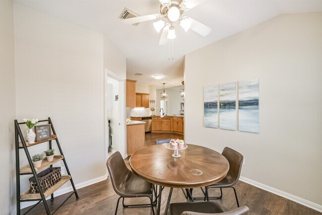 Building Photo - 22015 Falvel Dr