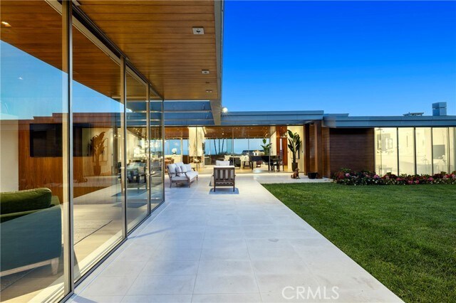 Building Photo - 2538 Monaco Dr