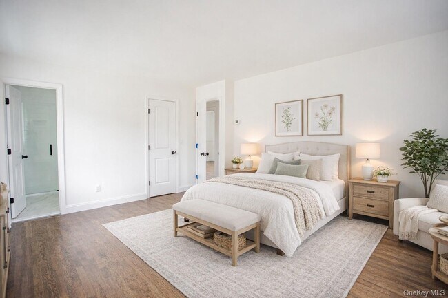 Building Photo - 451 E Pine St