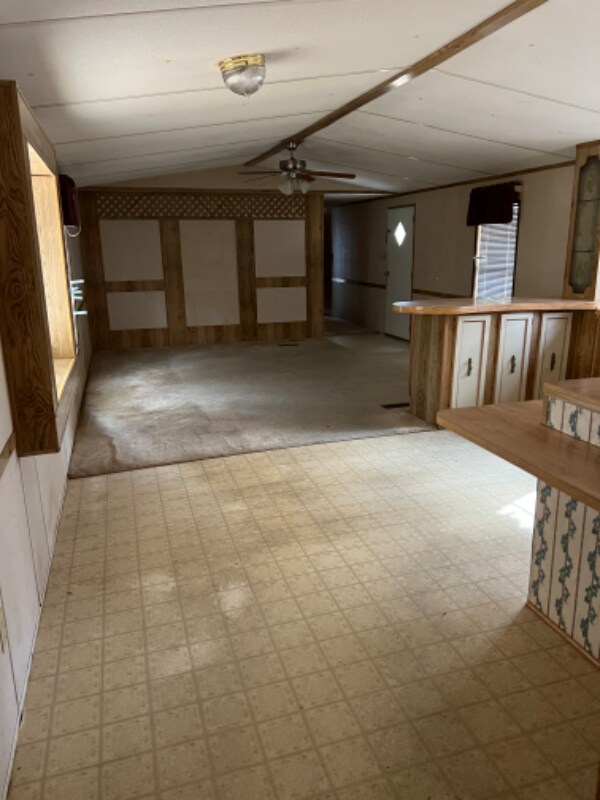 Building Photo - 317 Anne St