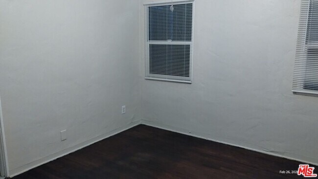 Building Photo - 6133 Cashio St