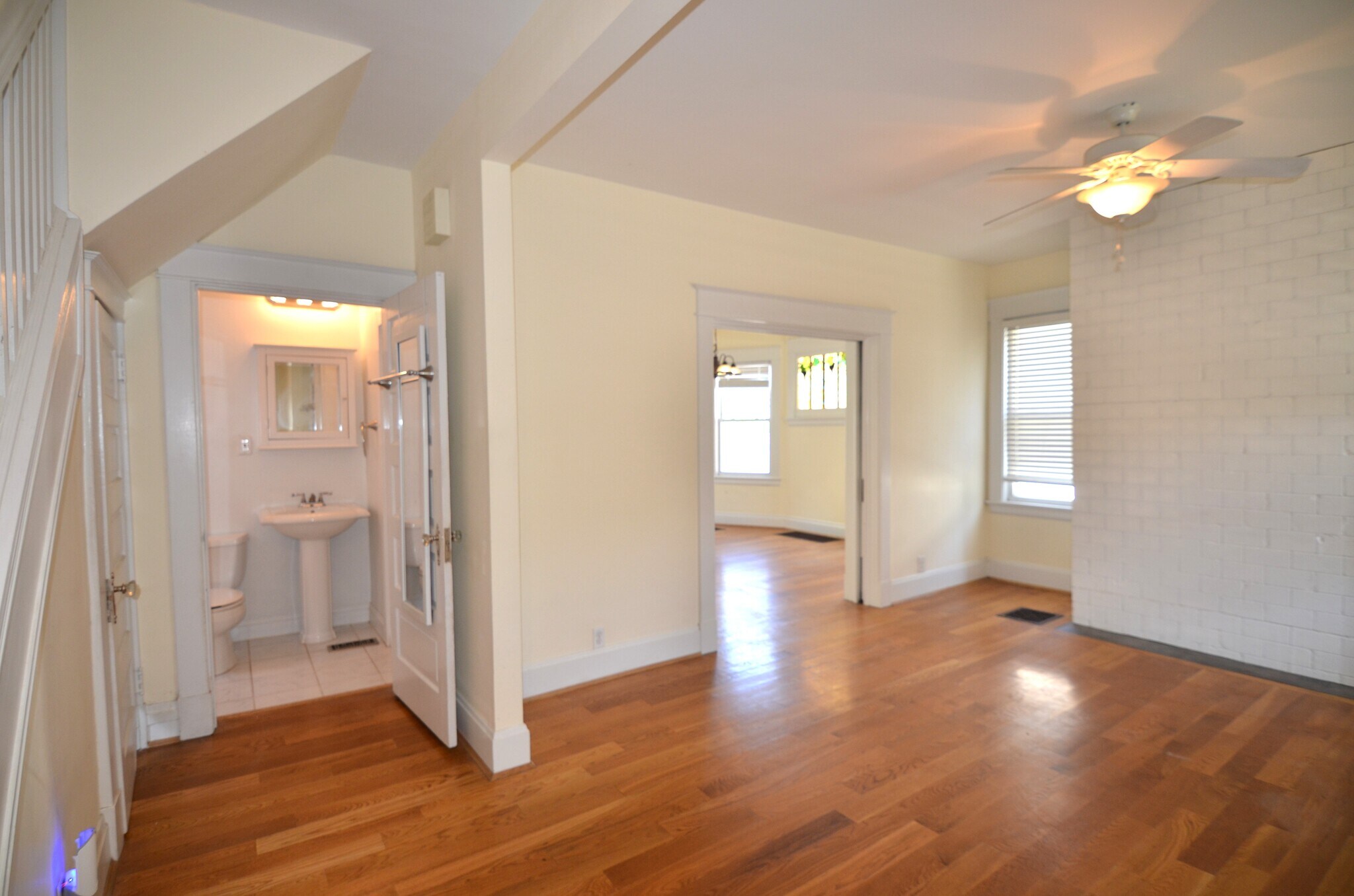 Building Photo - 2748 Markbreit Ave